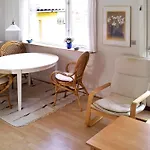 4 Person In Hébergement de vacances *
